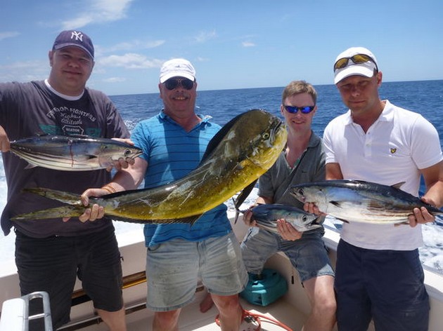 DORADO - SKIPJACKS Idag hade vi ännu en framgång - Cavalier & Blue Marlin Sport Fishing Gran Canaria