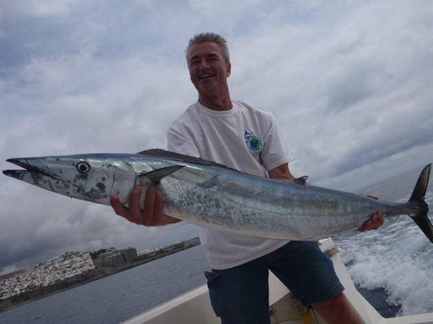 Peter Schuurbiers fångade 21 kilo wahoo - Cavalier & Blue Marlin Sport Fishing Gran Canaria