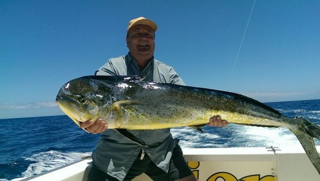 Dorado fångad av Uwe Gardner från Tyskland - Cavalier & Blue Marlin Sport Fishing Gran Canaria