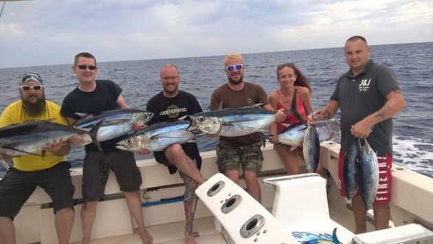 5/6 Albacores - 0/1 Blue Marlin - 3/3 Skipjack Tuna - Cavalier & Blue Marlin Sport Fishing Gran Canaria